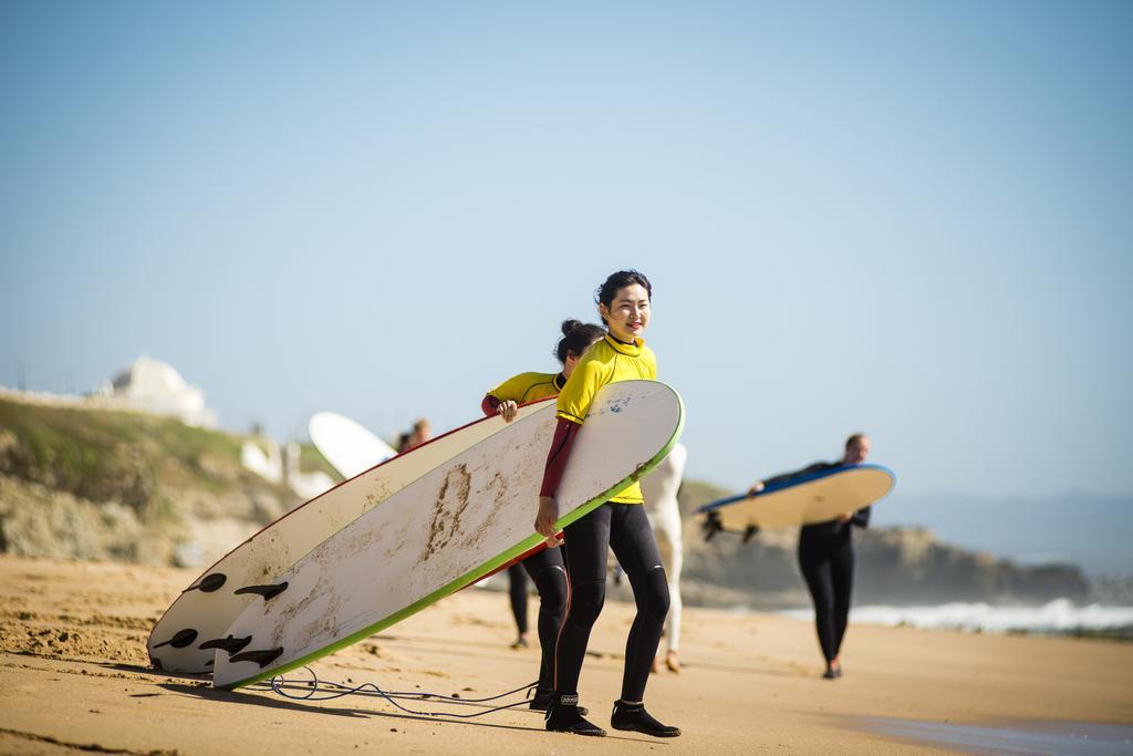 Hostel & Surfcamp 55 Ericeira Exterior photo